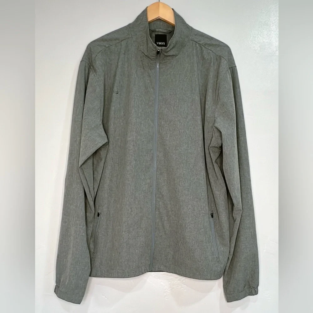 Vuori Men's Gray Jacket
